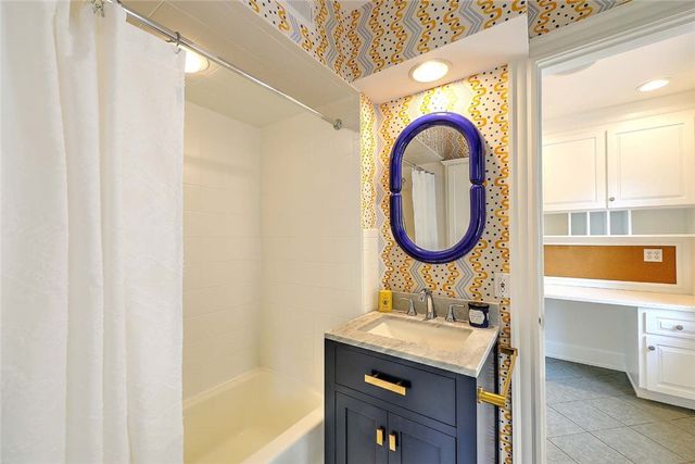 750 Elmgrove Avenue, Providence, RI 02906