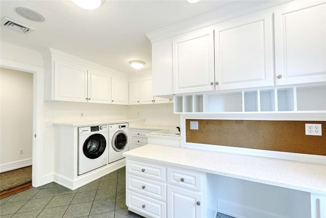 750 Elmgrove Avenue, Providence, RI 02906