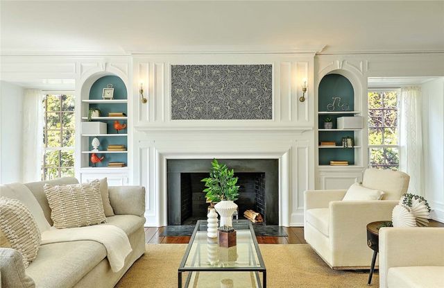 750 Elmgrove Avenue, Providence, RI 02906