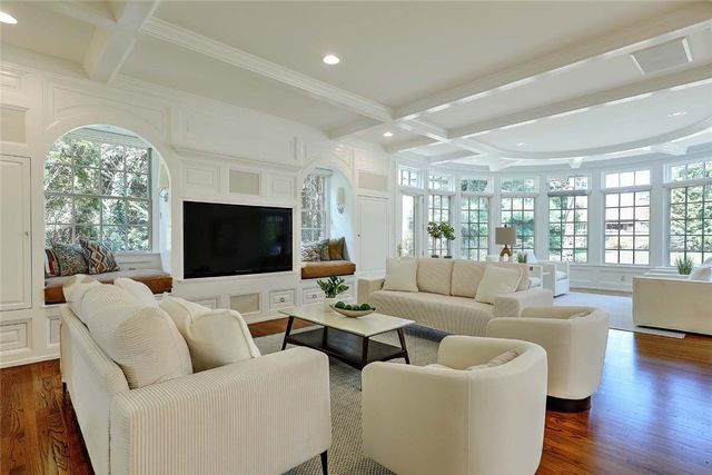 750 Elmgrove Avenue, Providence, RI 02906