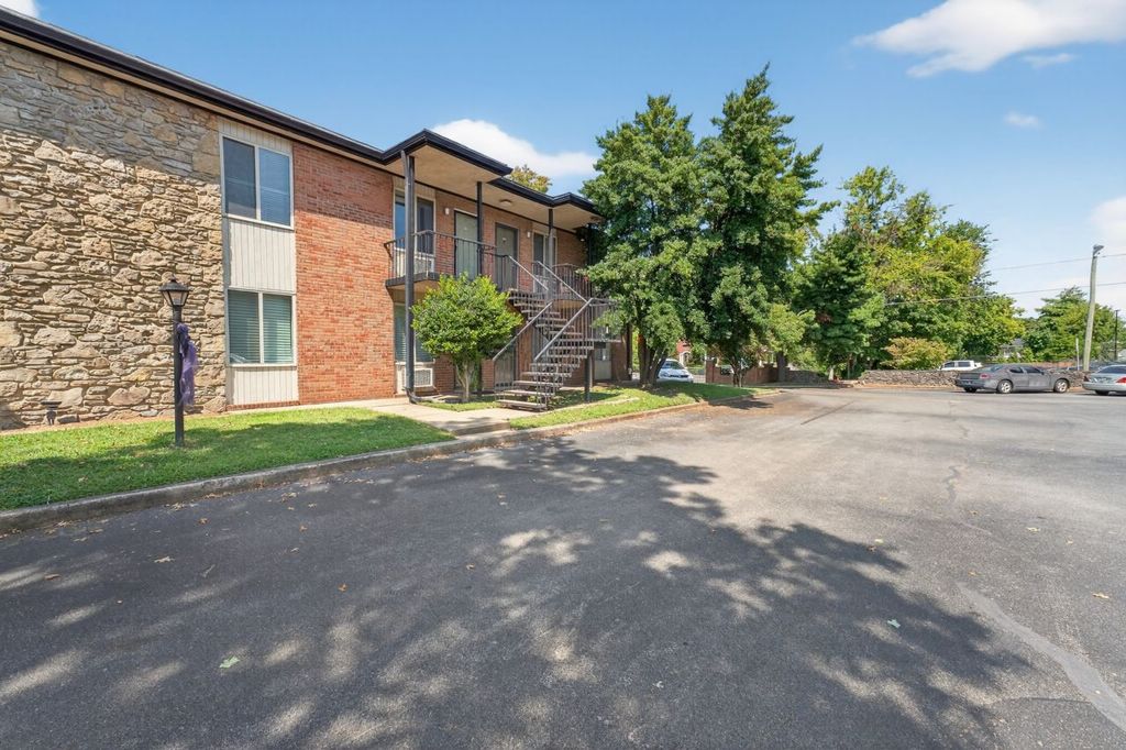 2601 Hillsboro Pike Apt A11, Nashville, TN 37212