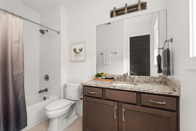 1027 E Trinity Ln Apt 7, Nashville, TN 37216