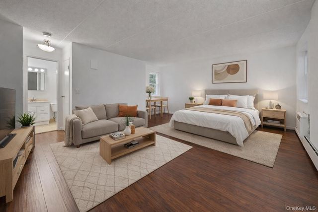 4 Consulate Drive, Tuckahoe, NY 10707