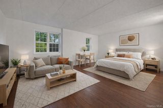 4 Consulate Drive, Tuckahoe, NY 10707