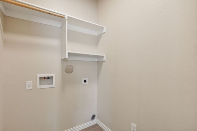 731 W Bond Street, Denison, TX 75020