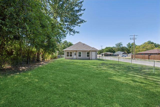 731 W Bond Street, Denison, TX 75020