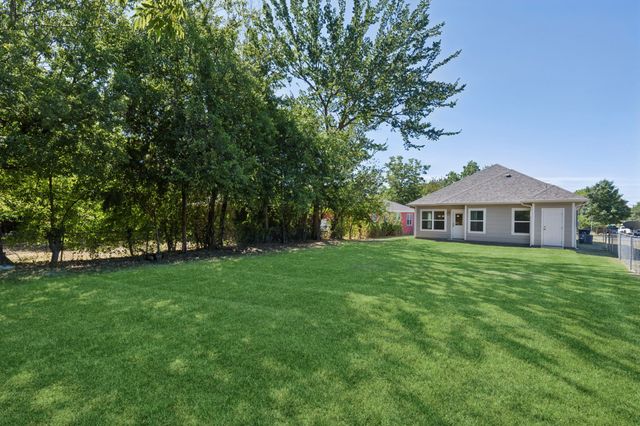 731 W Bond Street, Denison, TX 75020