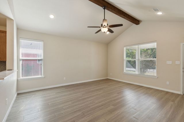 731 W Bond Street, Denison, TX 75020
