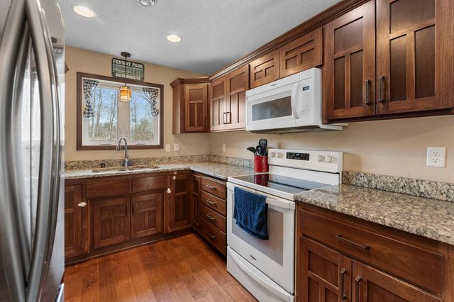 1068 244th Avenue NE, Bethel, MN 55005