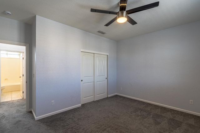 3258 Farleton Ln, Roseville, CA 95747