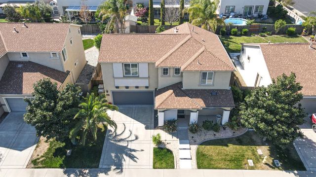 3258 Farleton Ln, Roseville, CA 95747