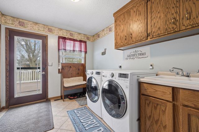 270 State Avenue S, New Germany, MN 55367