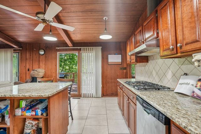 1071 Simms Heights Rd, Kingston Springs, TN 37082