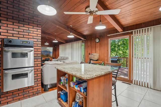 1071 Simms Heights Rd, Kingston Springs, TN 37082