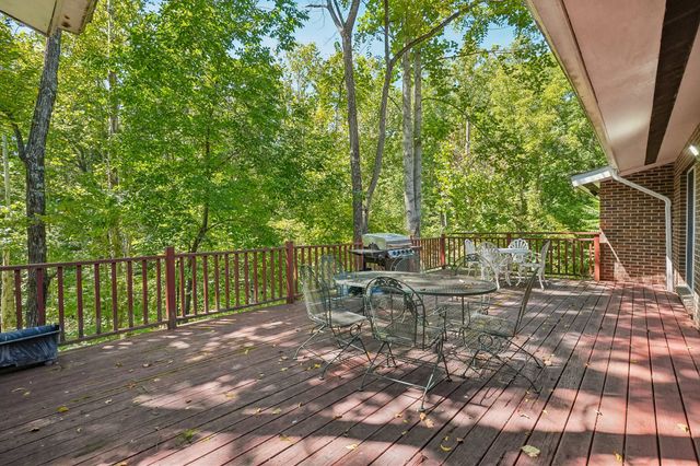 1071 Simms Heights Rd, Kingston Springs, TN 37082