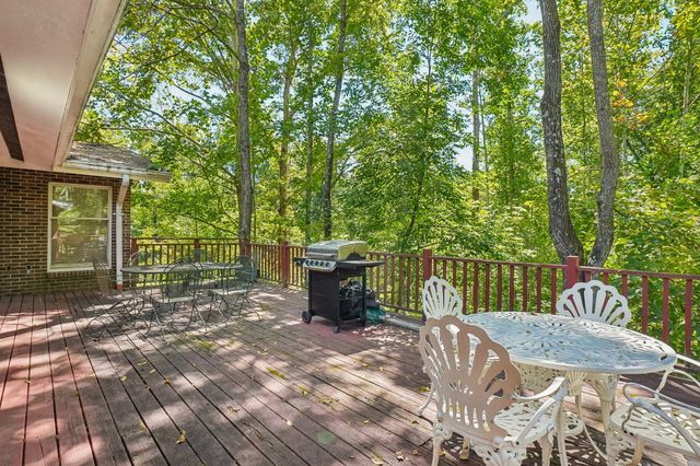 1071 Simms Heights Rd, Kingston Springs, TN 37082