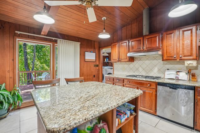 1071 Simms Heights Rd, Kingston Springs, TN 37082