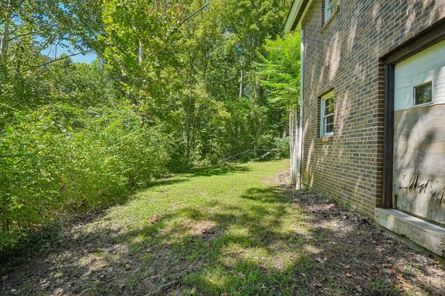 1071 Simms Heights Rd, Kingston Springs, TN 37082
