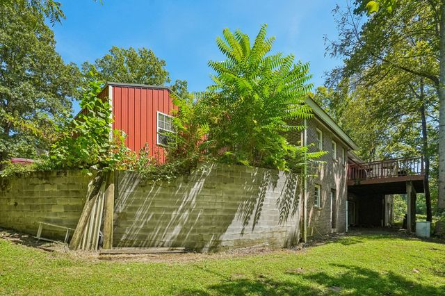 1071 Simms Heights Rd, Kingston Springs, TN 37082