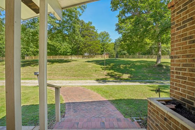 1071 Simms Heights Rd, Kingston Springs, TN 37082
