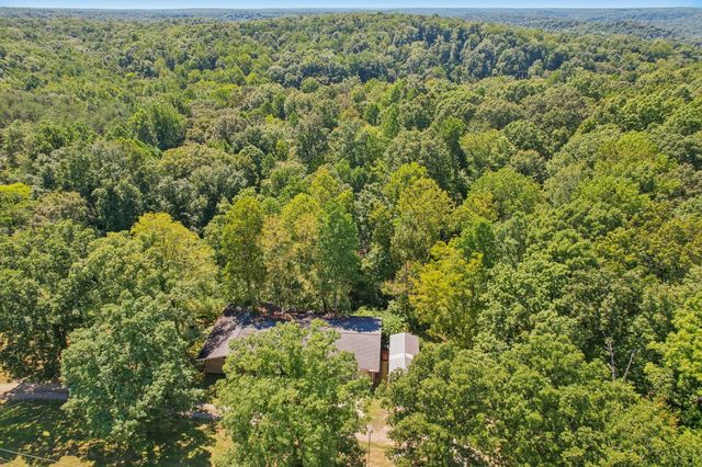1071 Simms Heights Rd, Kingston Springs, TN 37082