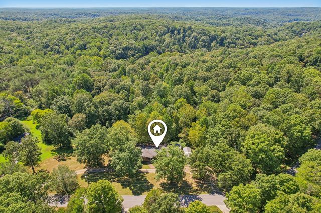 1071 Simms Heights Rd, Kingston Springs, TN 37082