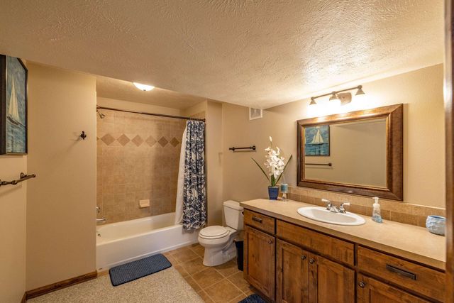 5908 N Bridget Rd, Spokane, WA 99208