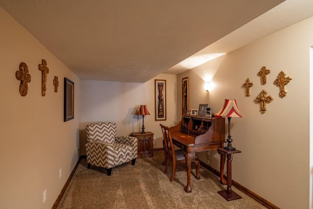 5908 N Bridget Rd, Spokane, WA 99208