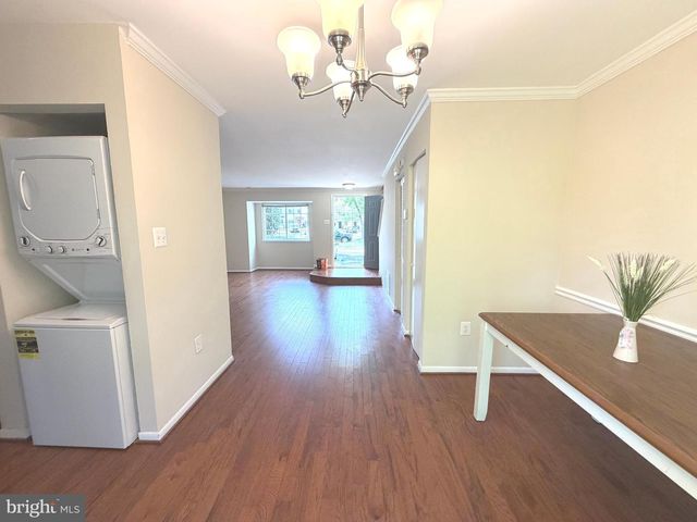 31 STONEY POINT CT, Germantown, MD 20876