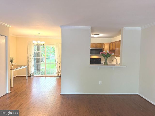 31 STONEY POINT CT, Germantown, MD 20876