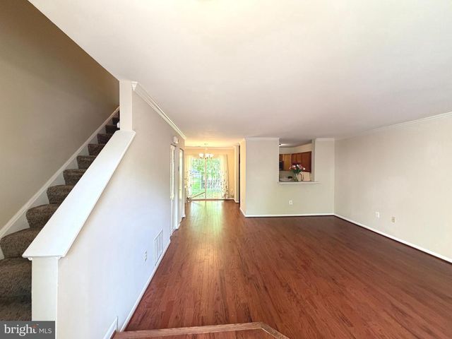 31 STONEY POINT CT, Germantown, MD 20876