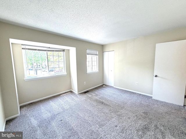31 STONEY POINT CT, Germantown, MD 20876