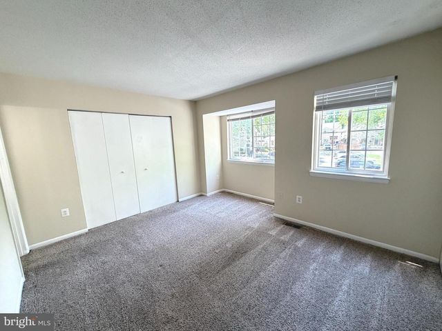 31 STONEY POINT CT, Germantown, MD 20876