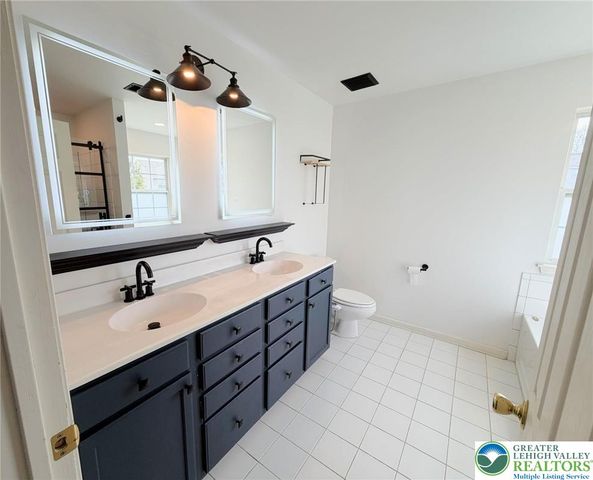 7524 Scenic View Drive, Macungie Boro, PA 18062