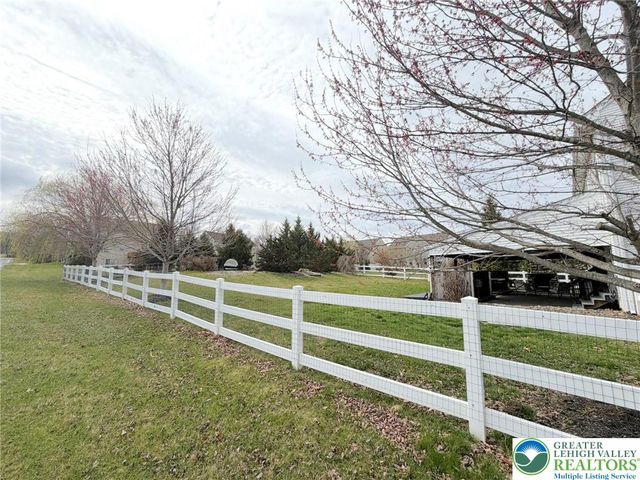 7524 Scenic View Drive, Macungie Boro, PA 18062