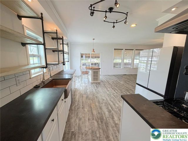 7524 Scenic View Drive, Macungie Boro, PA 18062