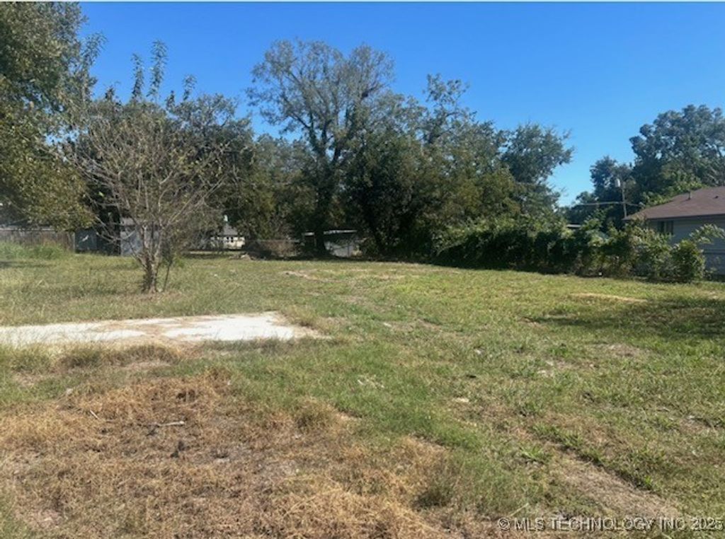 710 S 1st, Davis, OK 73030