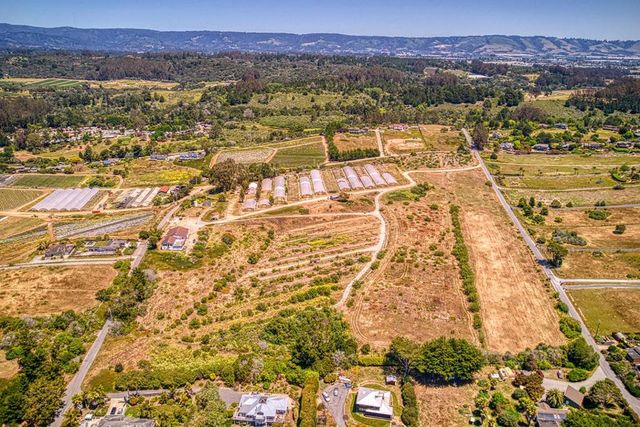 110 Crest Drive, Watsonville, CA 95076
