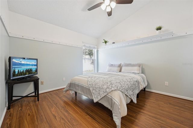1047 ROYAL OAKS DRIVE, Apopka, FL 32703
