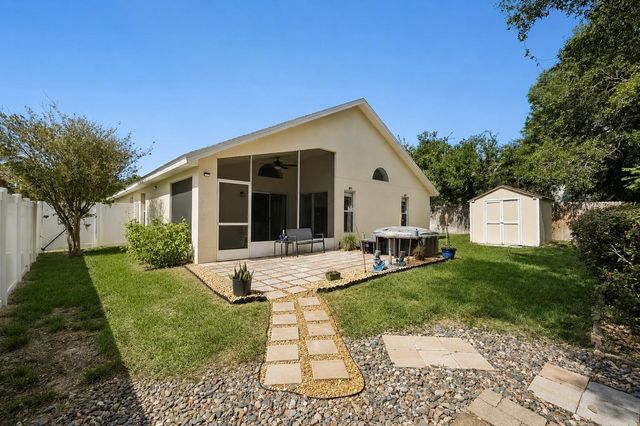 1047 ROYAL OAKS DRIVE, Apopka, FL 32703
