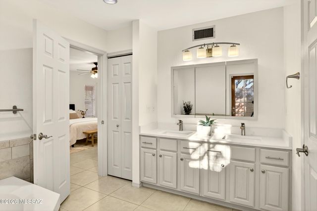 8625 N Sunnyslope Drive, Tucson, AZ 85704