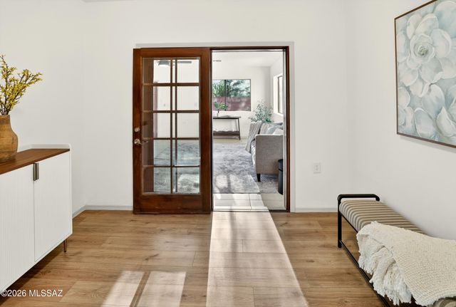 8625 N Sunnyslope Drive, Tucson, AZ 85704