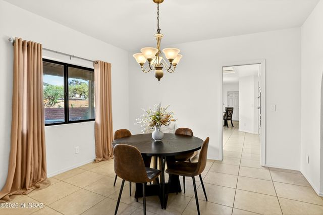 8625 N Sunnyslope Drive, Tucson, AZ 85704