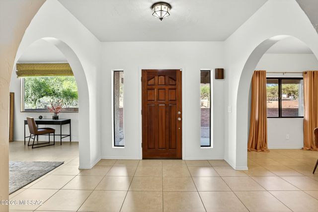 8625 N Sunnyslope Drive, Tucson, AZ 85704