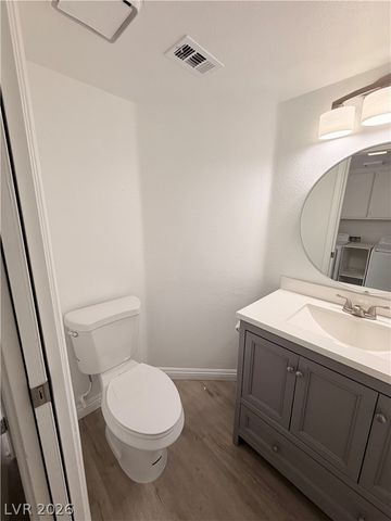 6237 Warm River Road, Las Vegas, NV 89108