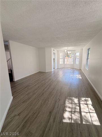 6237 Warm River Road, Las Vegas, NV 89108