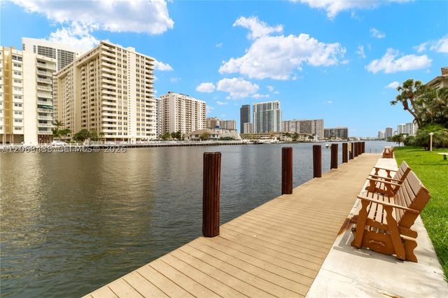 2600 Diana Dr 208, Hallandale Beach, FL 33009
