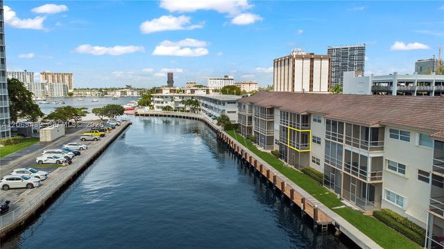 2600 Diana Dr 208, Hallandale Beach, FL 33009