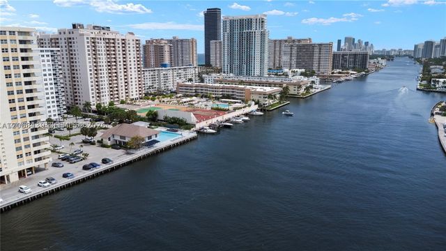 2600 Diana Dr 208, Hallandale Beach, FL 33009