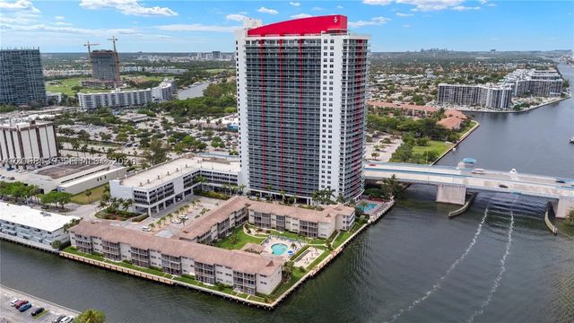 2600 Diana Dr 208, Hallandale Beach, FL 33009
